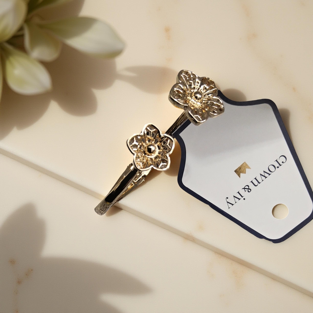 Crown & Ivy Goldtone Bracelet with flowers